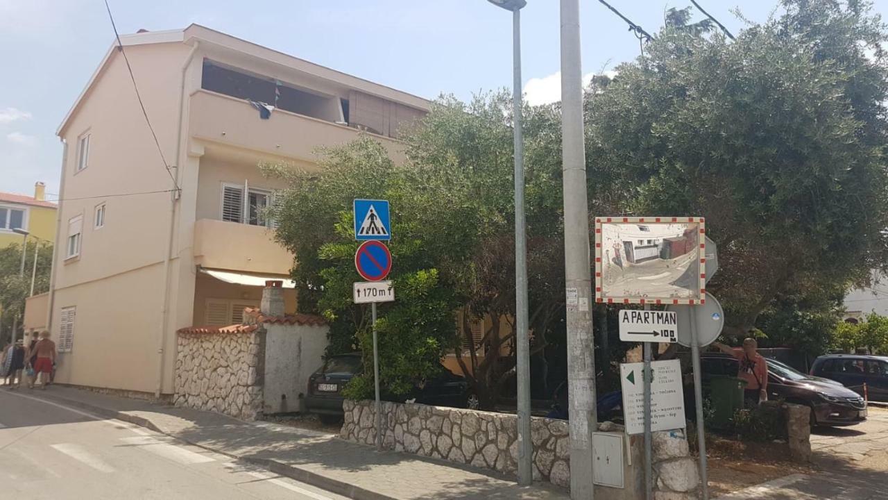Levant, Cosy And Modern Apartment In Novalja Center Extérieur photo