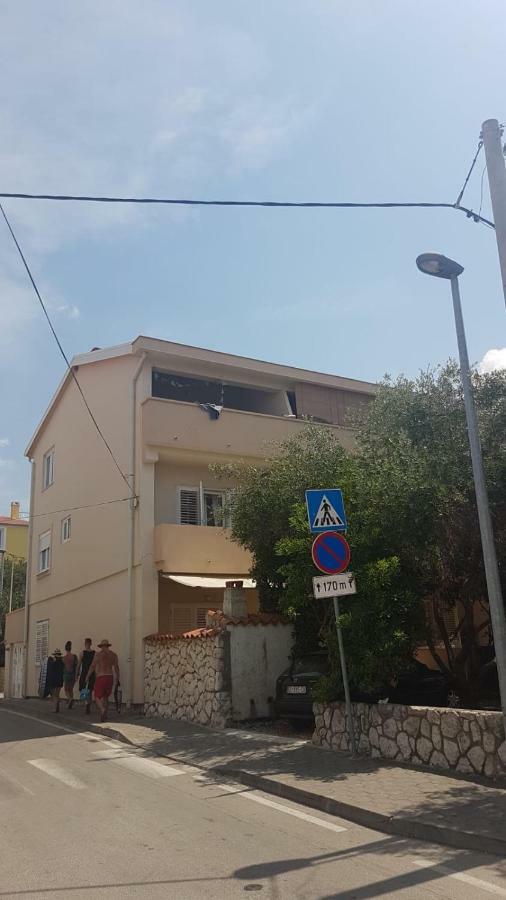 Levant, Cosy And Modern Apartment In Novalja Center Extérieur photo